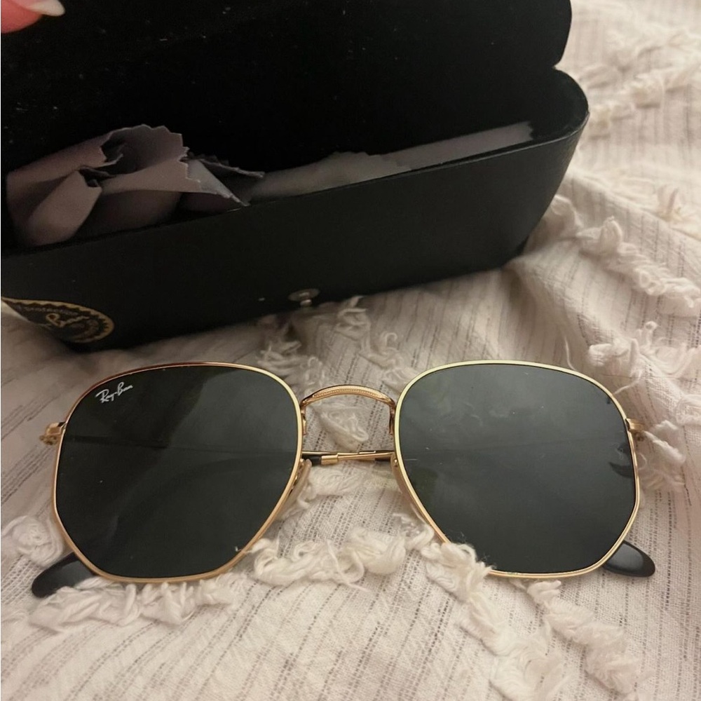 Ray Bans Hexagon flat lenses